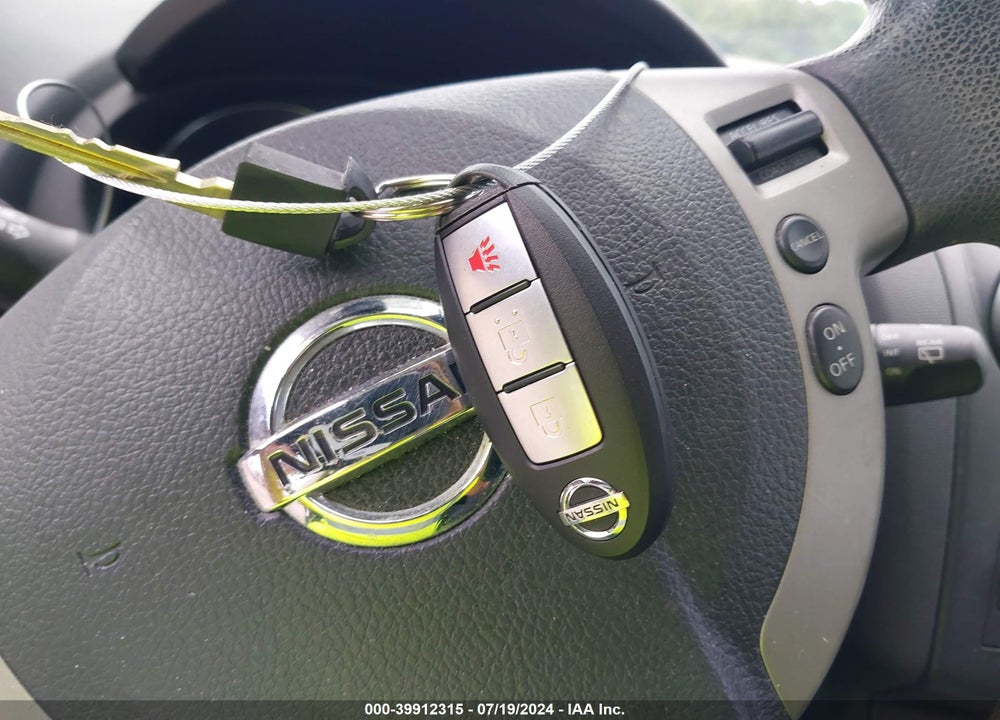 2013 NISSAN ROGUE SV VIN: JN8AS5MT4DW510729