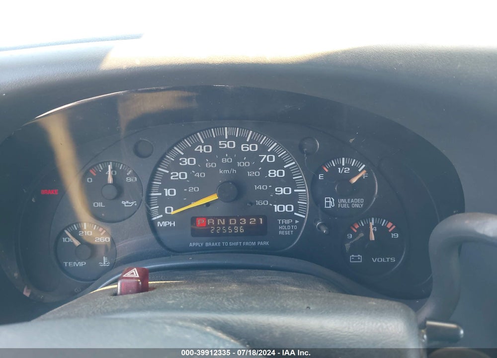 1998 GMC SAVANA STANDARD VIN: 1GJHG35R0W1037262