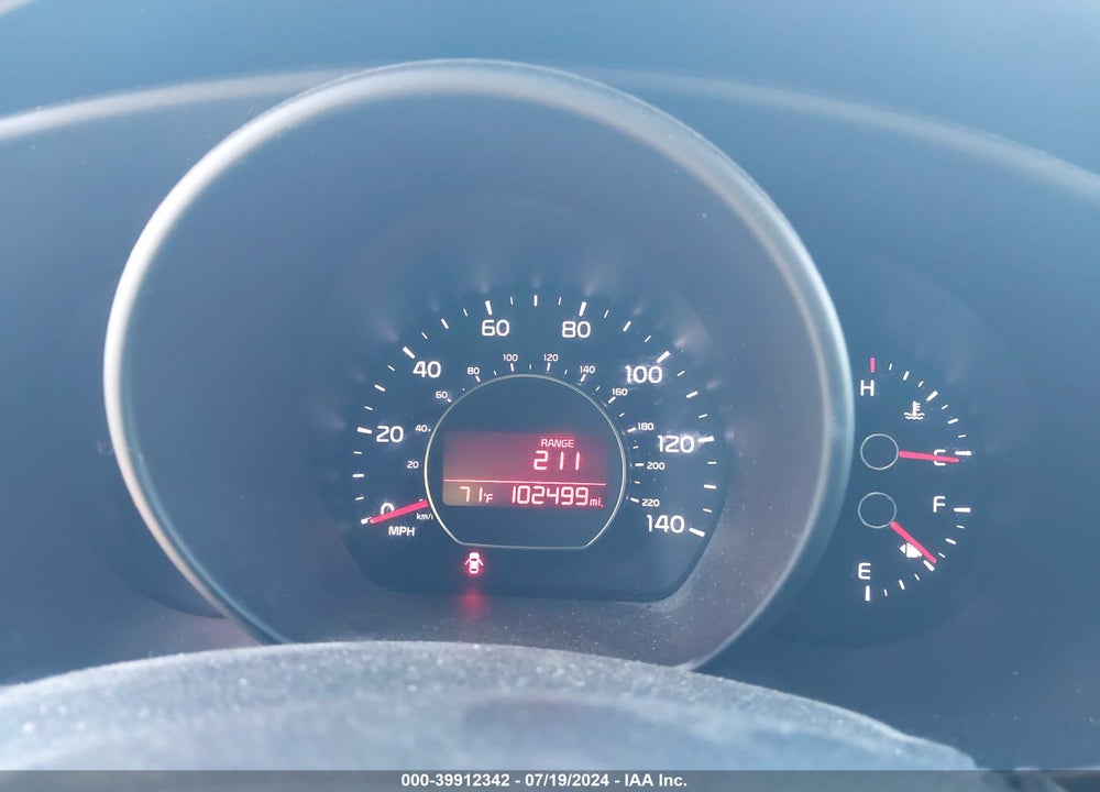 2016 KIA SOUL VIN: KNDJN2A21G7348019