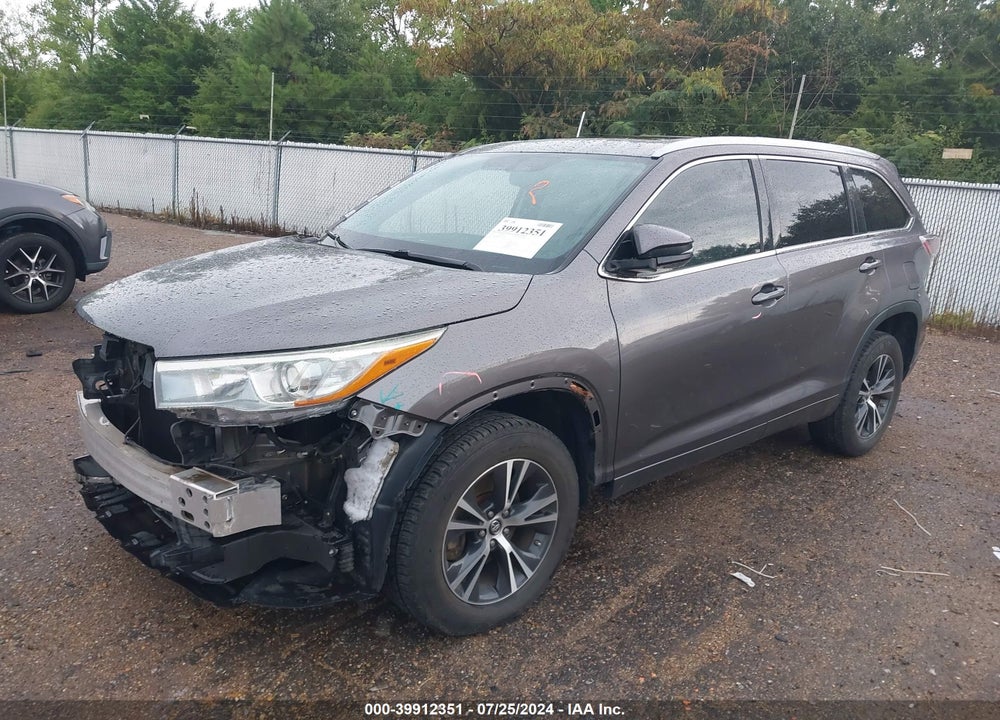 2016 TOYOTA HIGHLANDER XLE V6 VIN: 5TDKKRFH8GS500158
