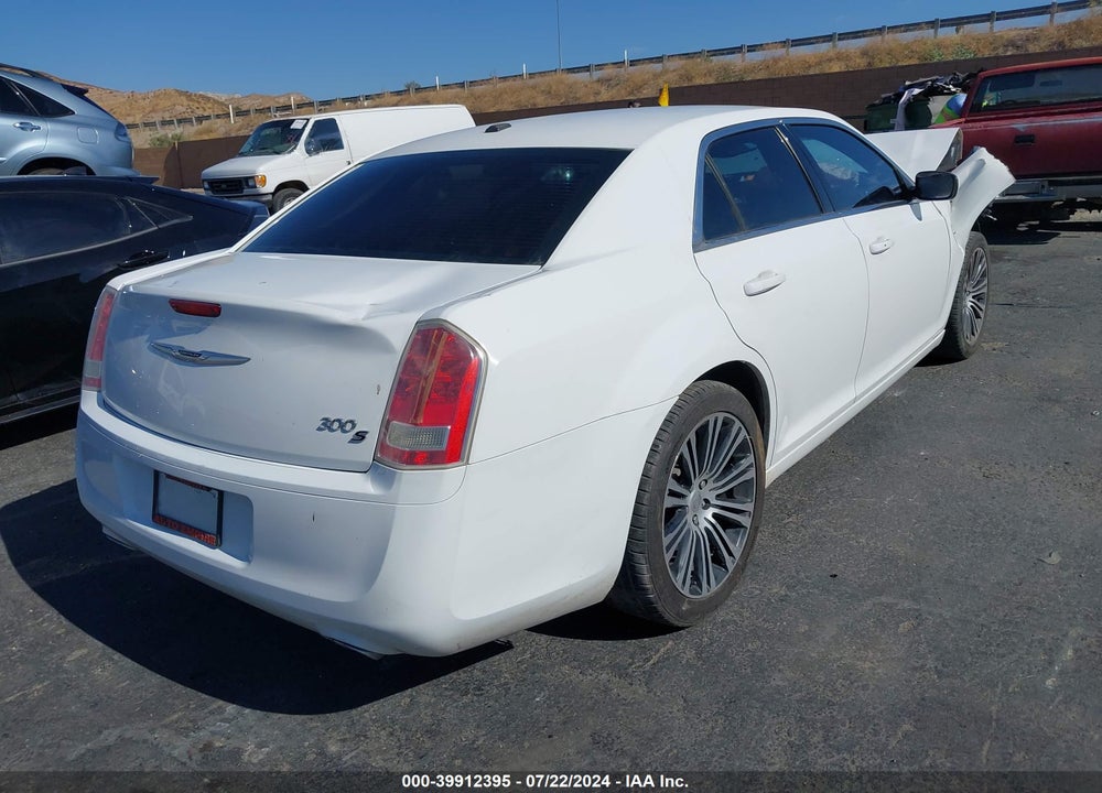 2013 CHRYSLER 300 300S VIN: 2C3CCABG8DH596095
