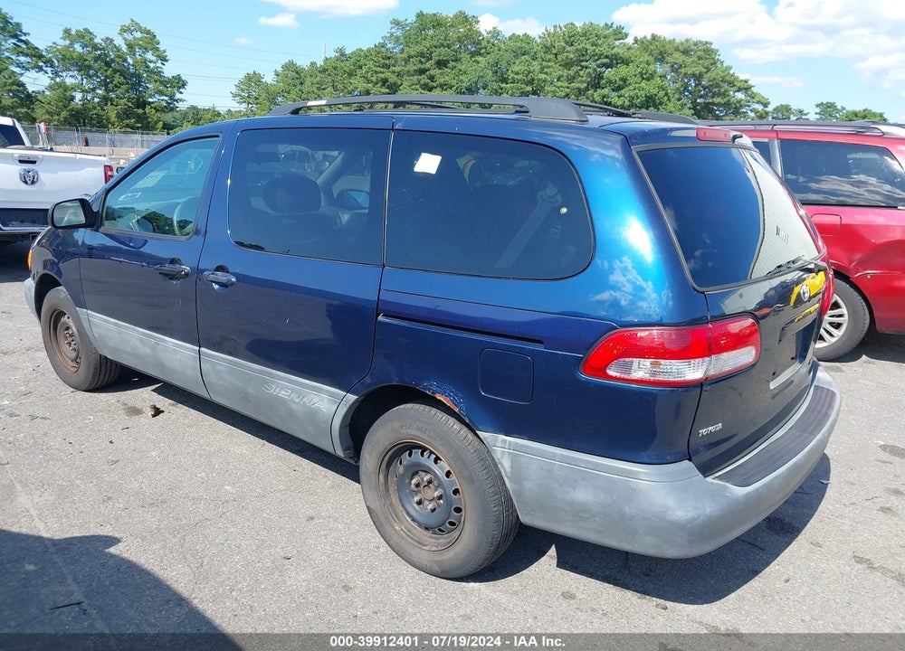 2002 TOYOTA SIENNA CE VIN: 4T3ZF19C82U441589