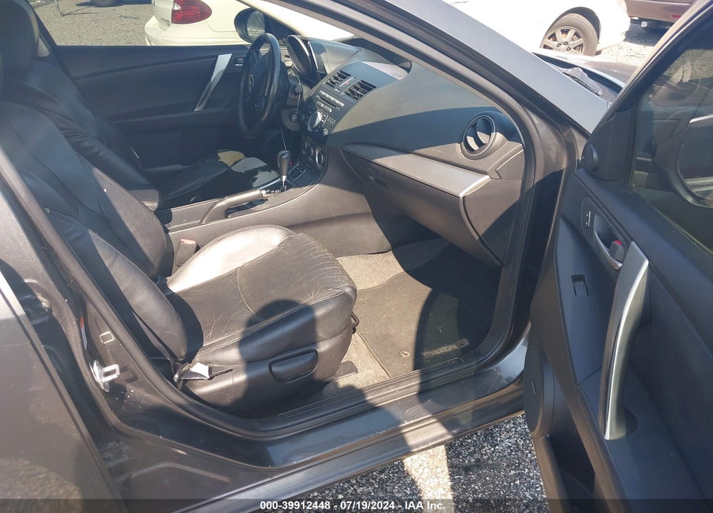 2010 MAZDA 3 S GRAND TOURING VIN: JM1BL1S68A1265025