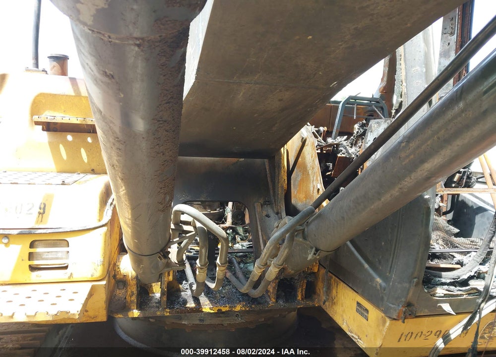 2012 JOHN DEERE 200D LC EXCAVATOR VIN: 1FF200DXVBD513911