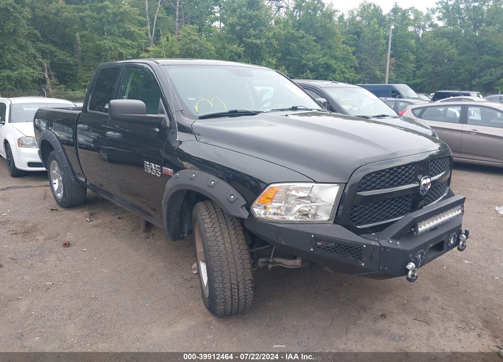2017 RAM 1500 EXPRESS QUAD CAB 4X4 6'4 BOX VIN: 1C6RR7FT7HS667369