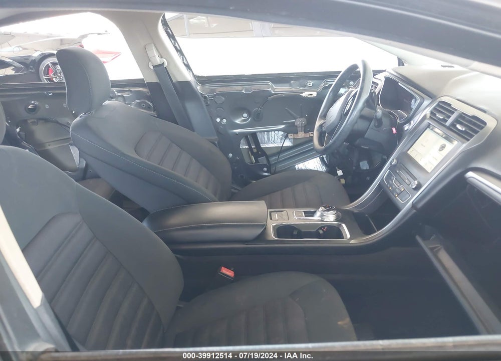2017 FORD FUSION SE VIN: 3FA6P0HD2HR276100