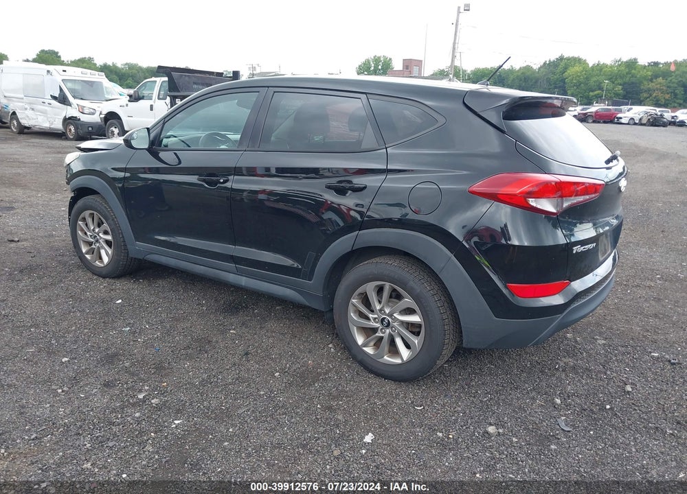 2018 HYUNDAI TUCSON SE VIN: KM8J2CA49JU701403