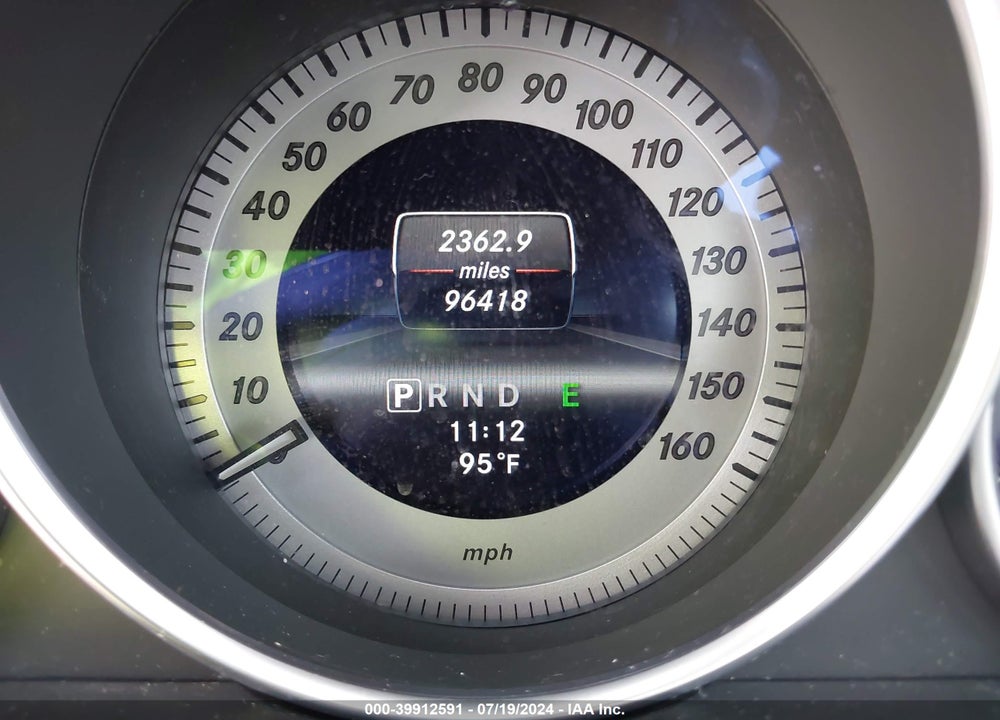 2013 MERCEDES-BENZ C 250 LUXURY/SPORT VIN: WDDGF4HB9DR265713