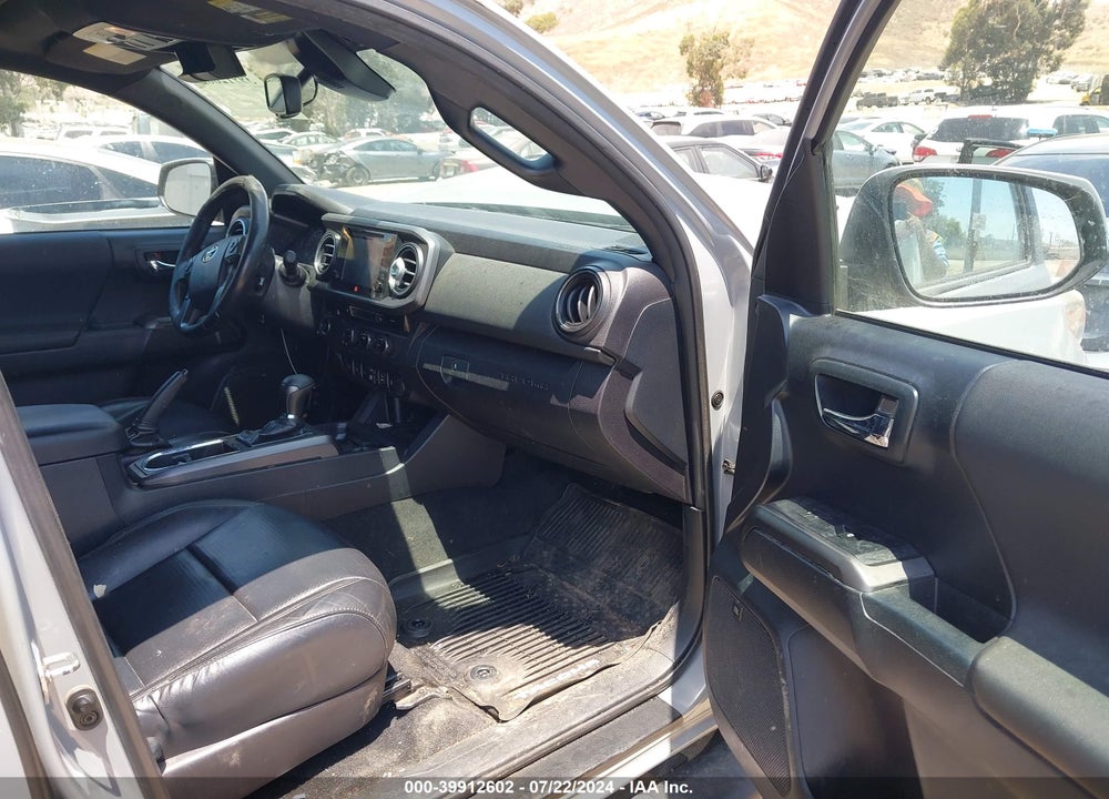 2018 TOYOTA TACOMA TRD OFF ROAD VIN: 3TMAZ5CN4JM053927