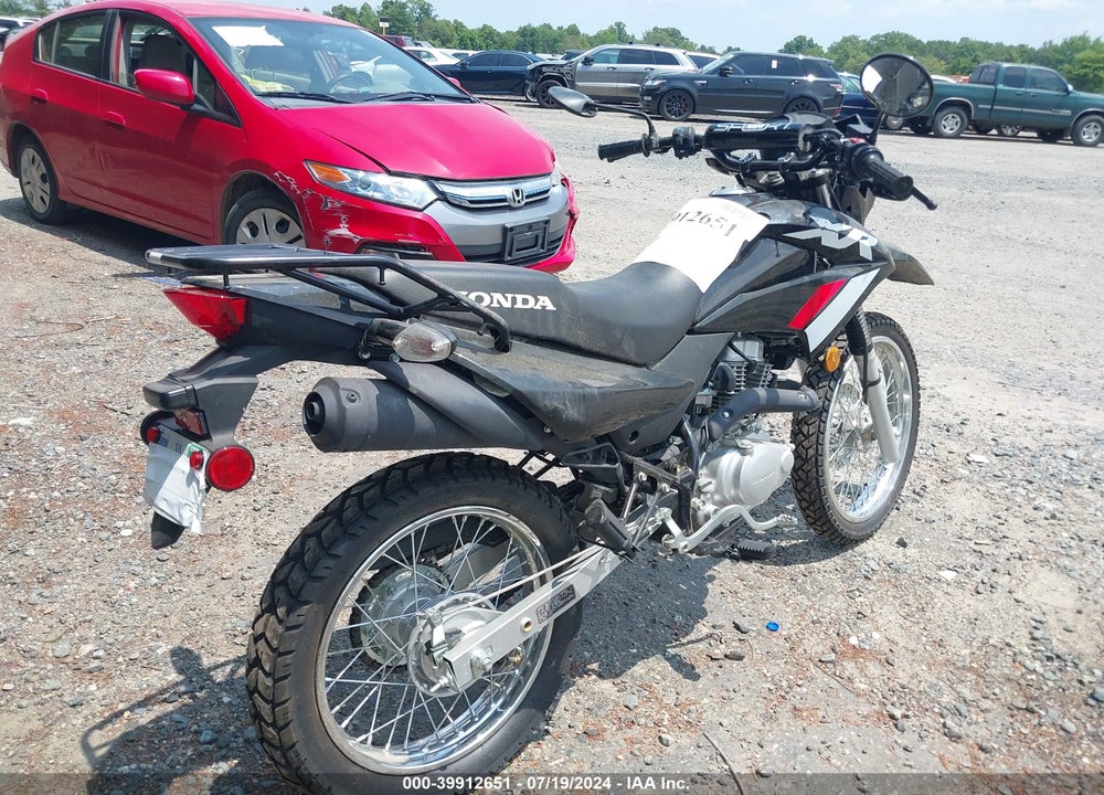 2023 HONDA XR150L E VIN: 3H1KD131XPD002381