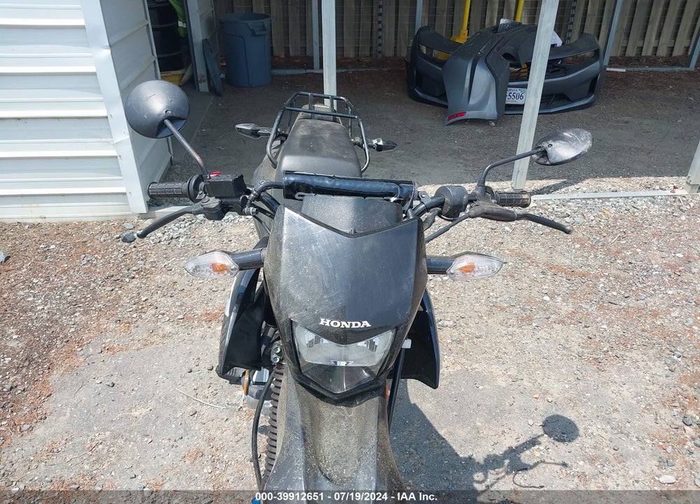2023 HONDA XR150L E VIN: 3H1KD131XPD002381
