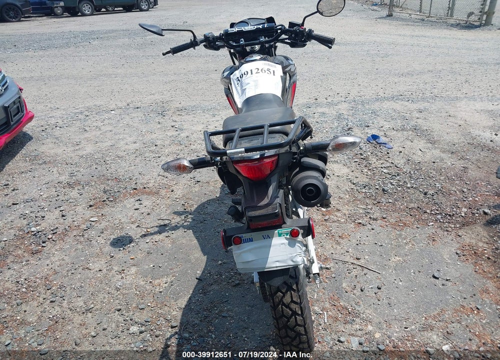2023 HONDA XR150L E VIN: 3H1KD131XPD002381