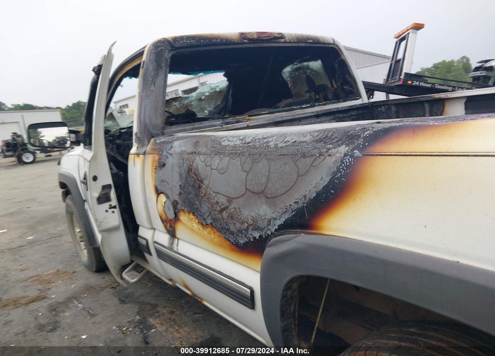 2000 CHEVROLET SILVERADO 2500 VIN: 1GCGK24U2YE251098