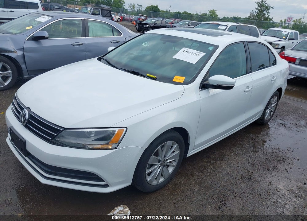 2015 VOLKSWAGEN JETTA 1.8T SE VIN: 3VWD17AJXFM282620