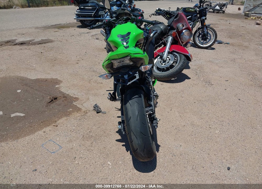 2020 KAWASAKI EX650 N VIN: ML5EXEN16LDA06122