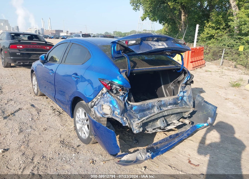 2017 TOYOTA YARIS IA VIN: 3MYDLBYV0HY187313