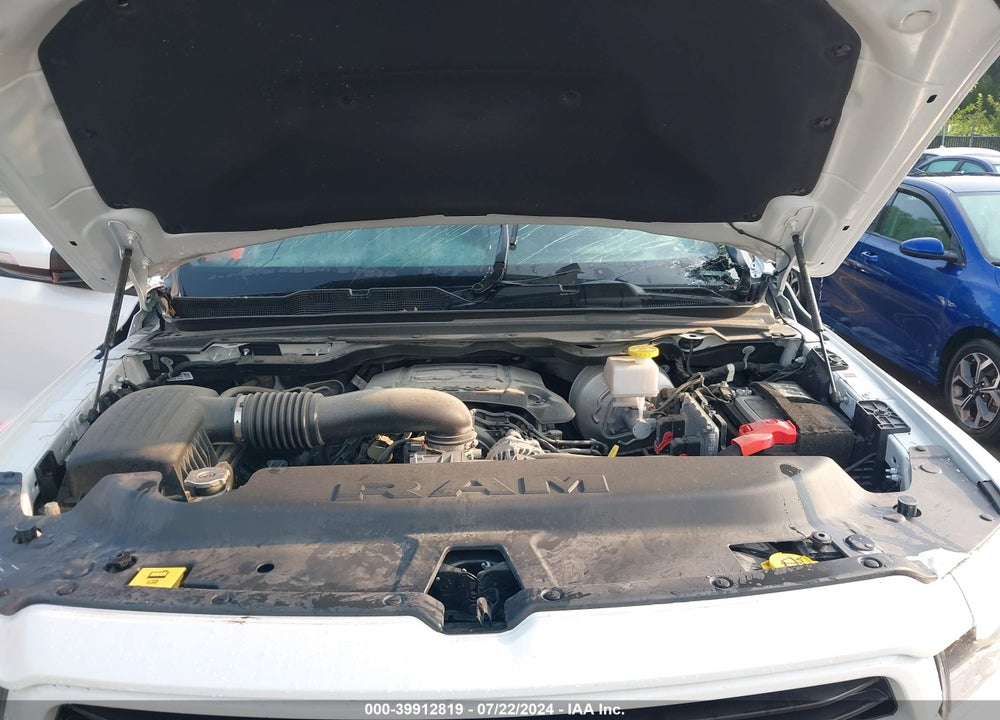 2022 RAM 1500 LAIE  4X4 5'7 BOX VIN: 1C6SRFJT2NN385105