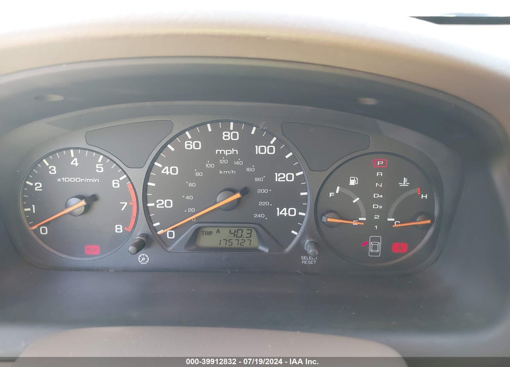 1998 HONDA ACCORD EX VIN: 1HGCG5656WA173857