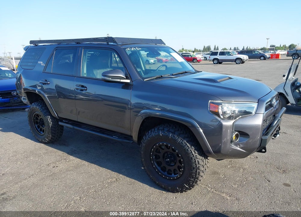 2021 TOYOTA 4RUNNER TRD OFF ROAD PREMIUM VIN: JTERU5JR4M5846917