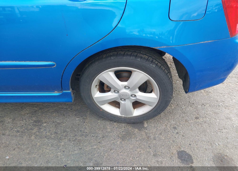 2007 KIA SPECTRA5 SX VIN: KNAFE161475008954