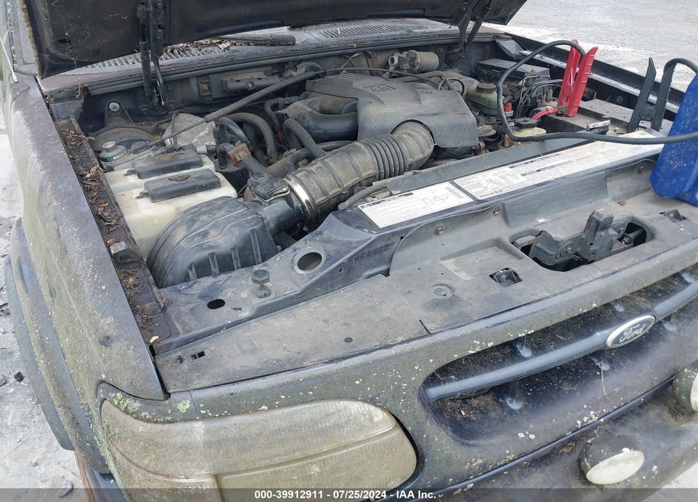 2000 FORD EXPLORER LIMITED VIN: 1FMDU75E9YZB15427