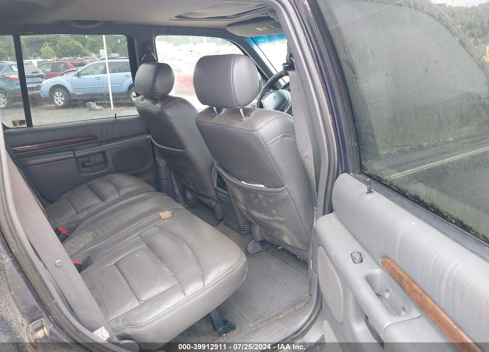 2000 FORD EXPLORER LIMITED VIN: 1FMDU75E9YZB15427