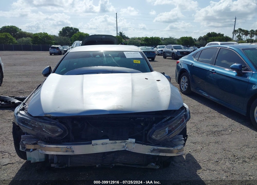 2018 HONDA ACCORD LX VIN: 1HGCV1F18JA261488