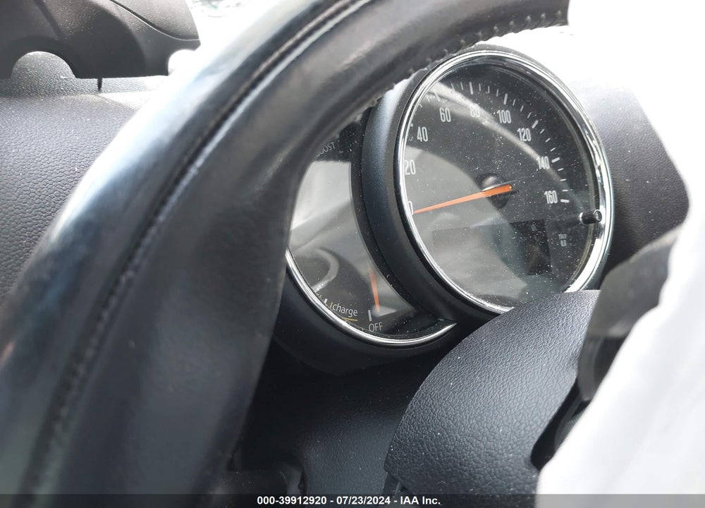 2018 MINI E COUNTRYMAN COOPER S VIN: WMZYU7C46J3E56554