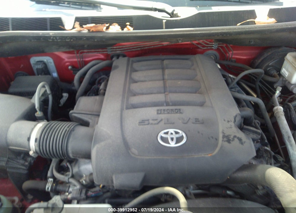 2016 TOYOTA TUNDRA SR5 5.7L V8 VIN: 5TFUW5F13GX559380