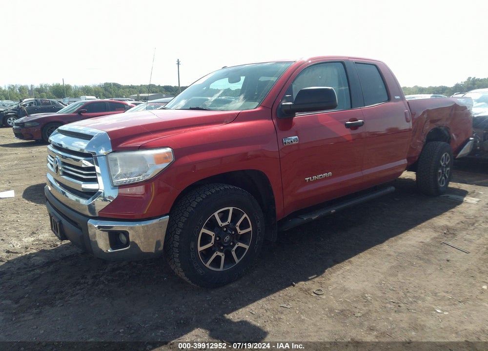 2016 TOYOTA TUNDRA SR5 5.7L V8 VIN: 5TFUW5F13GX559380