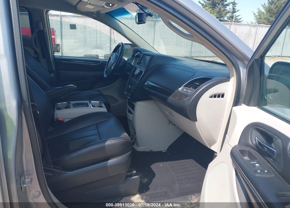 2014 CHRYSLER TOWN & COUNTRY TOURING VIN: 2C4RC1BG5ER363194