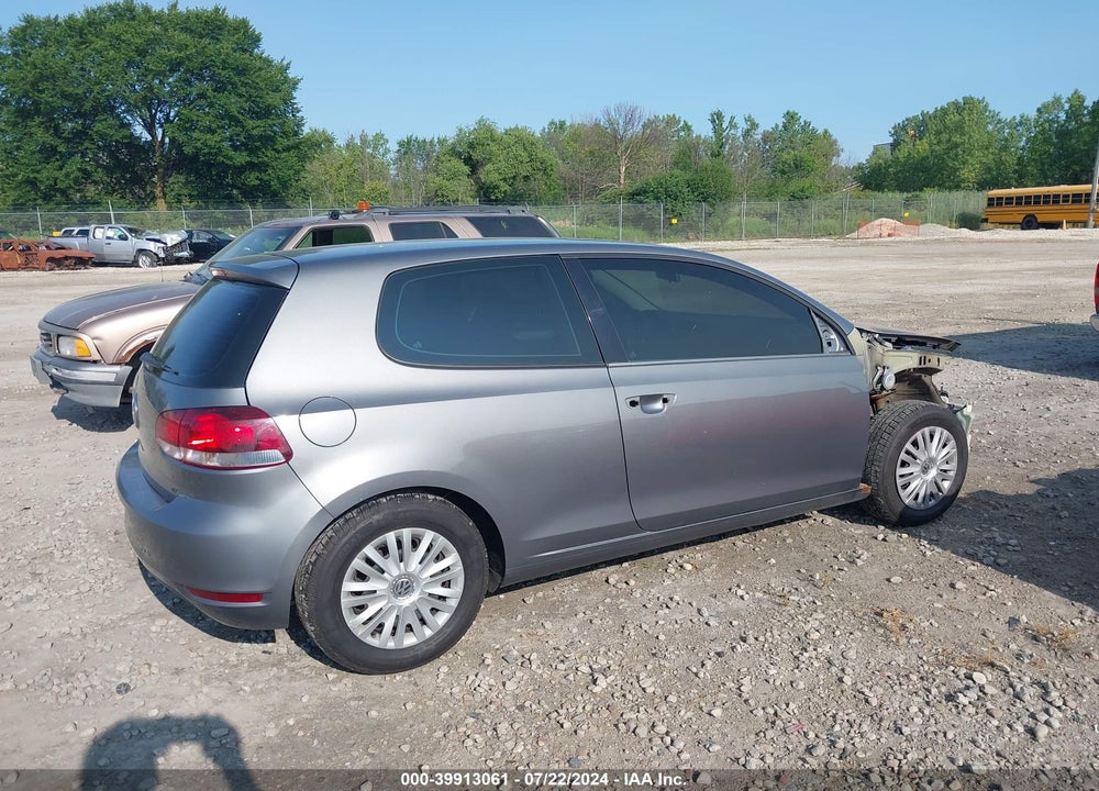 2010 VOLKSWAGEN GOLF 2-DOOR VIN: WVWAA7AJ7AW294495