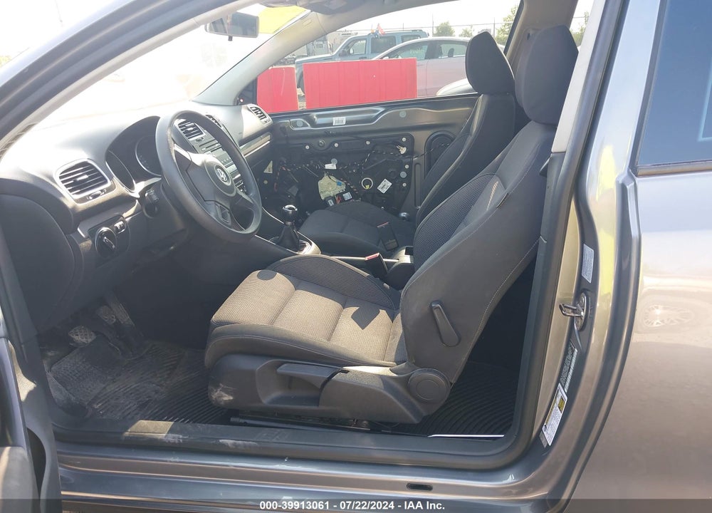 2010 VOLKSWAGEN GOLF 2-DOOR VIN: WVWAA7AJ7AW294495