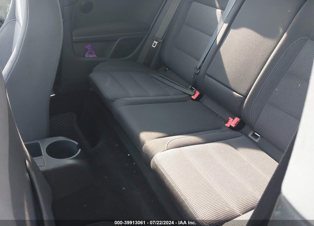 2010 VOLKSWAGEN GOLF 2-DOOR VIN: WVWAA7AJ7AW294495