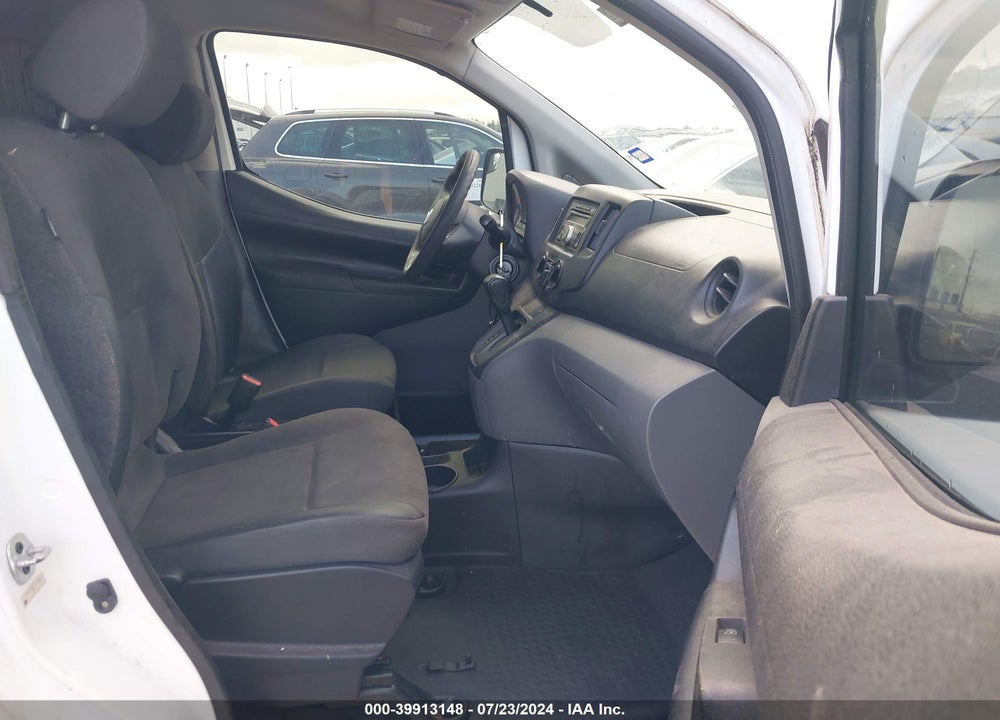 2015 NISSAN NV200 S VIN: 3N6CM0KN2FK729237