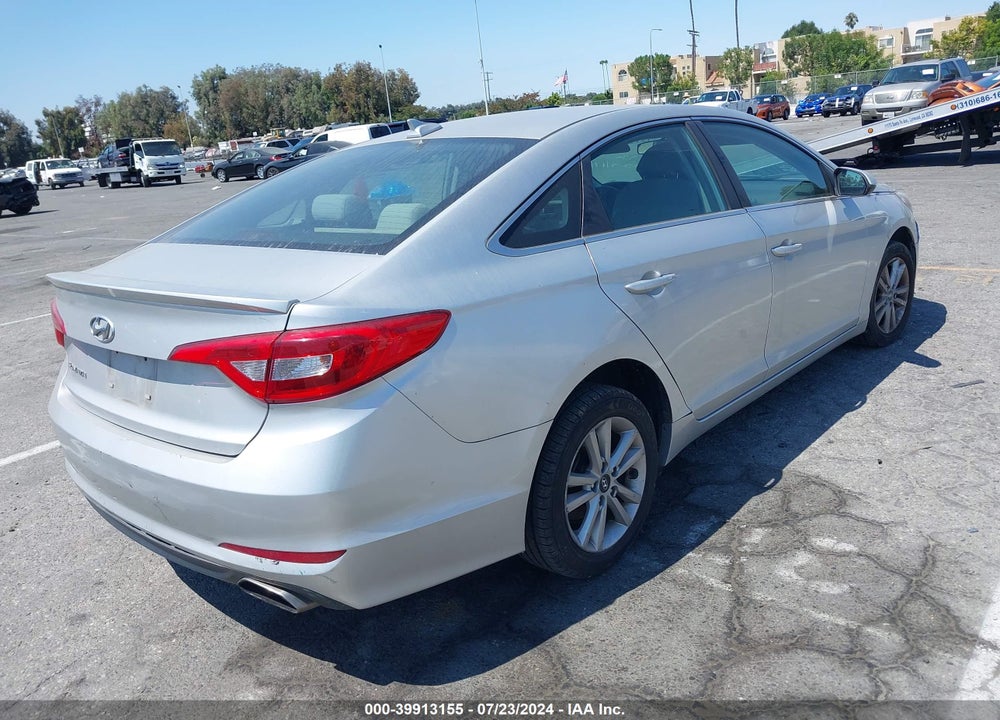 2015 HYUNDAI SONATA SE VIN: 5NPE24AF1FH014480