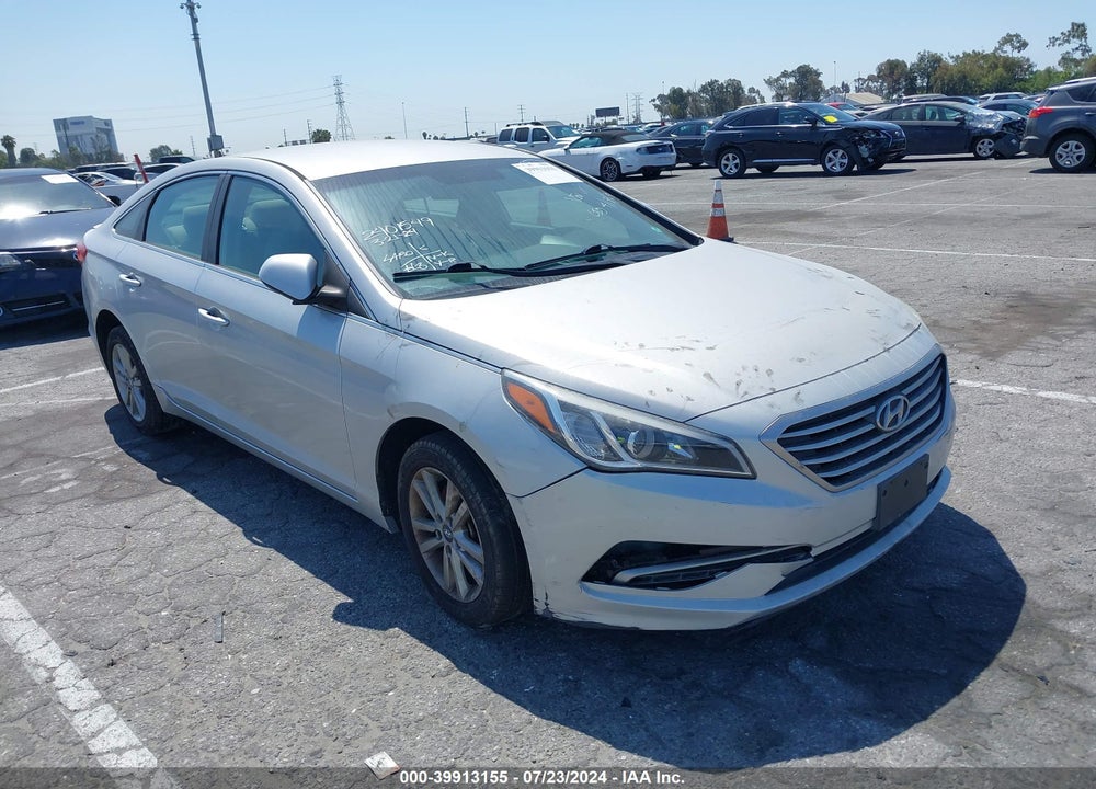 2015 HYUNDAI SONATA SE VIN: 5NPE24AF1FH014480