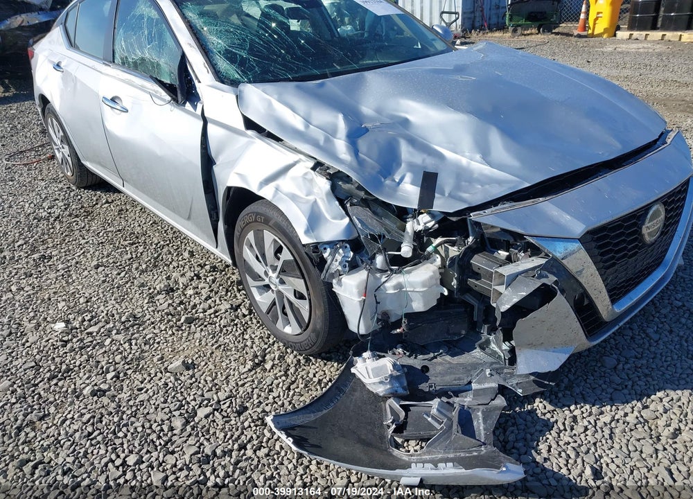 2022 NISSAN ALTIMA S FWD VIN: 1N4BL4BV3NN413000