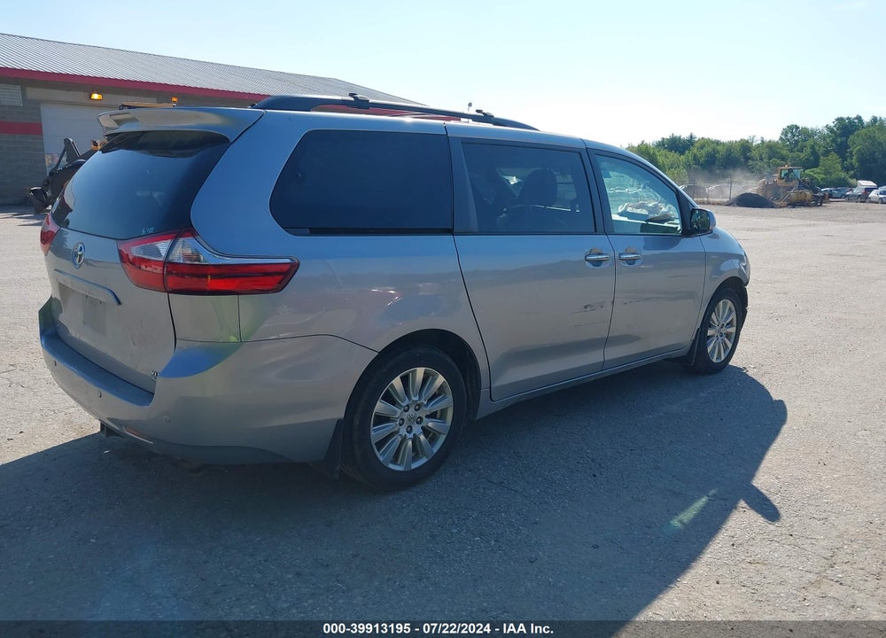2017 TOYOTA SIENNA XLE 7 PASSENGER VIN: 5TDDZ3DC2HS159219
