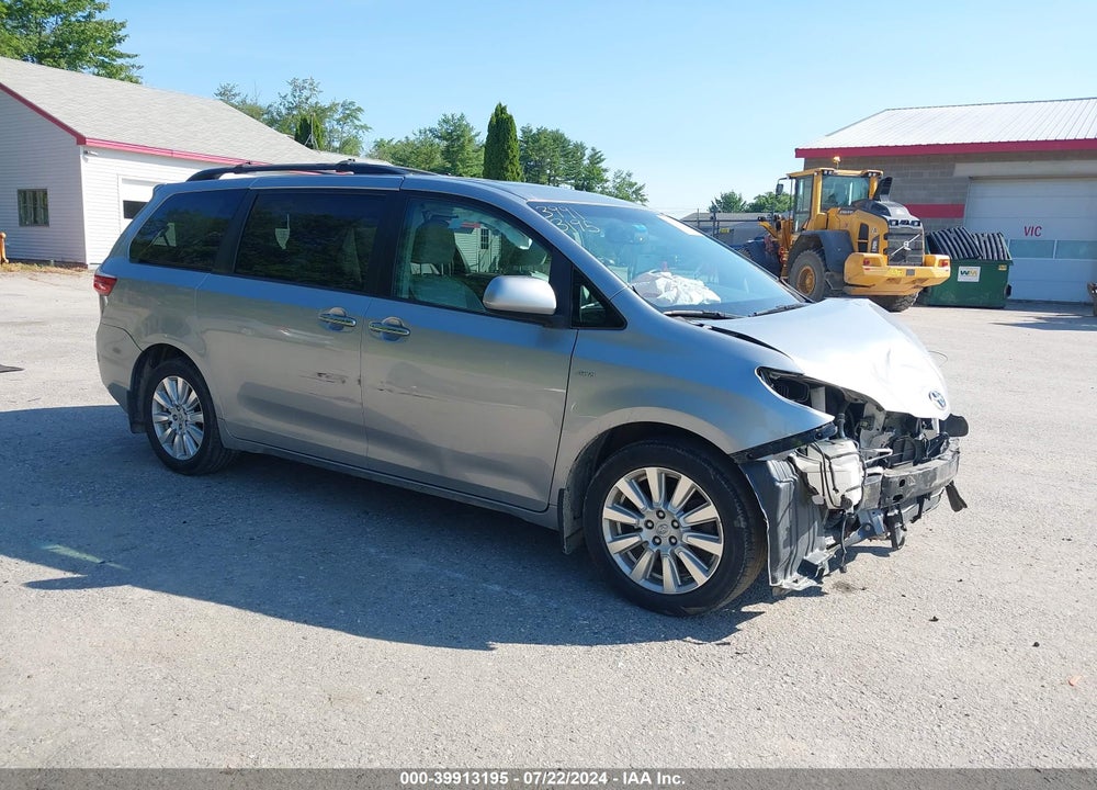 2017 TOYOTA SIENNA XLE 7 PASSENGER VIN: 5TDDZ3DC2HS159219