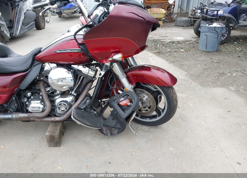 2016 HARLEY-DAVIDSON FLTRU VIN: 1HD1KGL17GB621664
