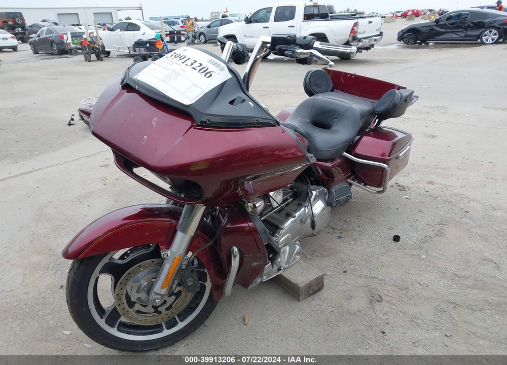 2016 HARLEY-DAVIDSON FLTRU VIN: 1HD1KGL17GB621664