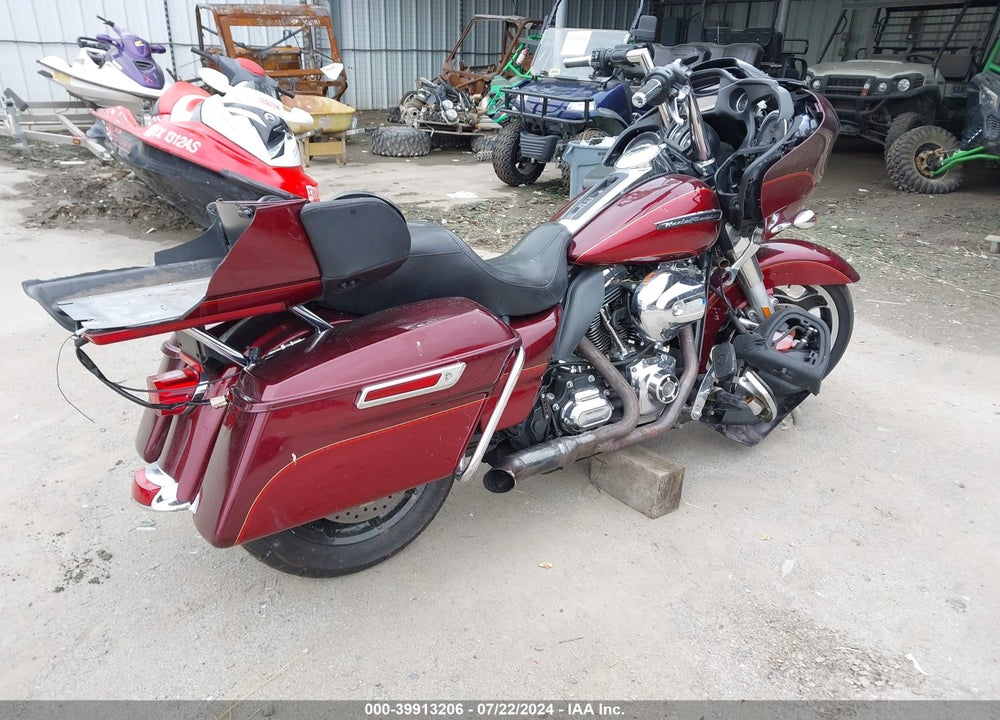 2016 HARLEY-DAVIDSON FLTRU VIN: 1HD1KGL17GB621664