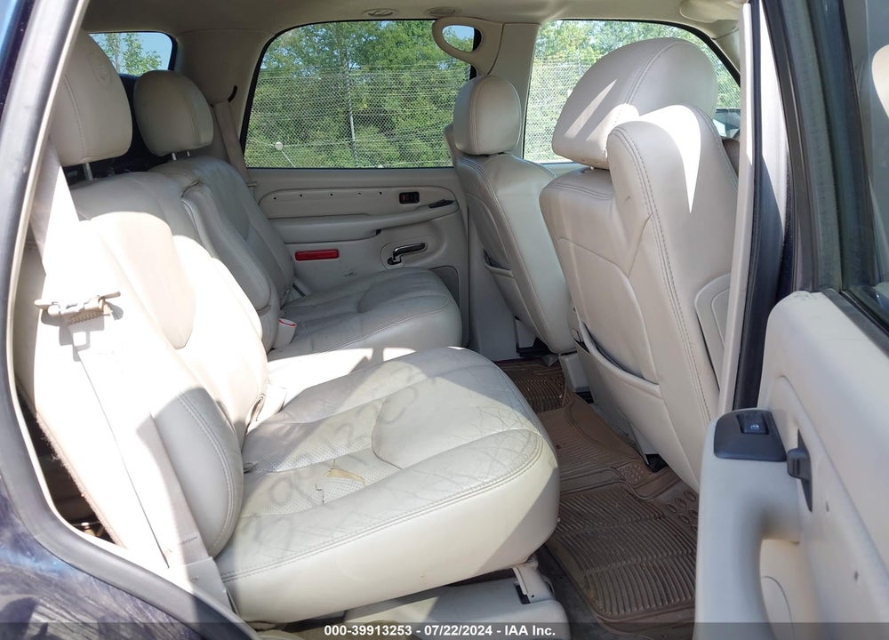 2004 CADILLAC ESCALADE STANDARD VIN: 1GYEK63N24R278761