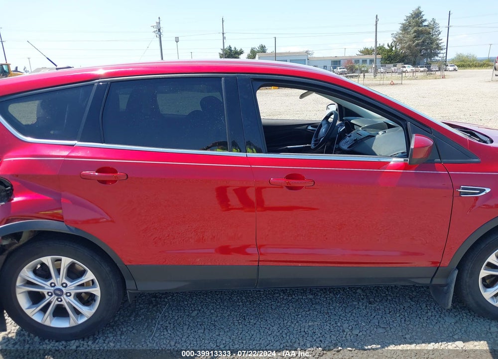 2017 FORD ESCAPE SE VIN: 1FMCU9G95HUB31354