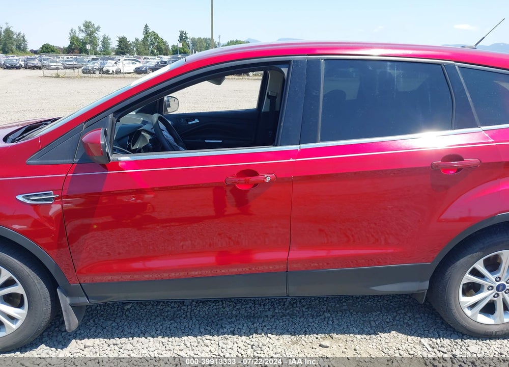 2017 FORD ESCAPE SE VIN: 1FMCU9G95HUB31354