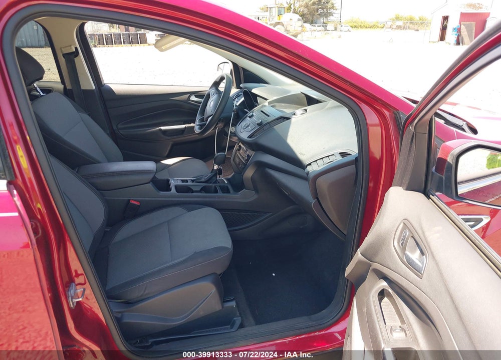 2017 FORD ESCAPE SE VIN: 1FMCU9G95HUB31354