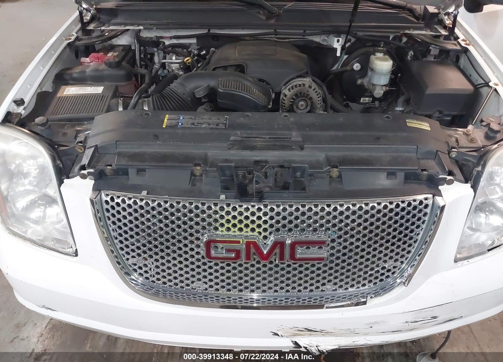 2007 GMC YUKON DENALI VIN: 1GKFK63887J369870