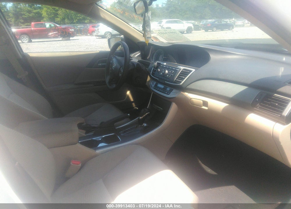 2015 HONDA ACCORD LX VIN: 1HGCR2F35FA229827
