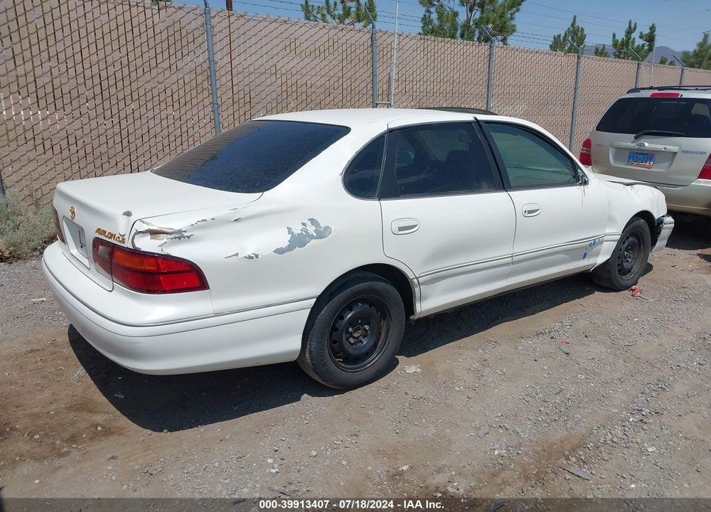 1999 TOYOTA AVALON XLS VIN: 4T1BF18B8XU319261